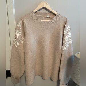Hem & Thread - Cozy Beige Sweater with White Floral Details - Size L